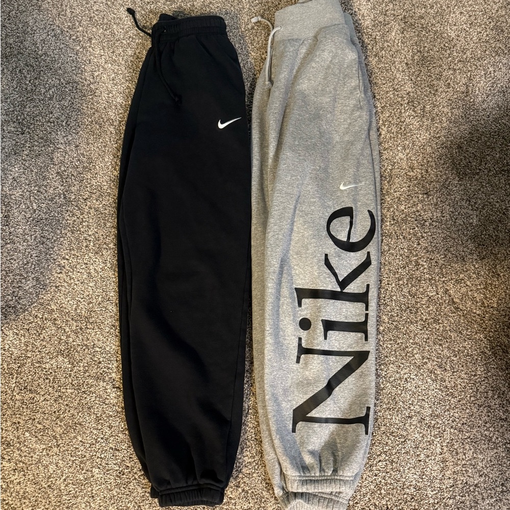 Nike Black and Gray Sweatpants Set